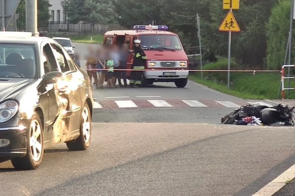 Zderzenie samochodu i motoroweru. Ucierpiało dwóch nastolatków, lądował LPR - zdjęcie 5
