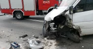 Groźnie wyglądające zdarzenie z udziałem czterech pojazdów - zdjęcie 4