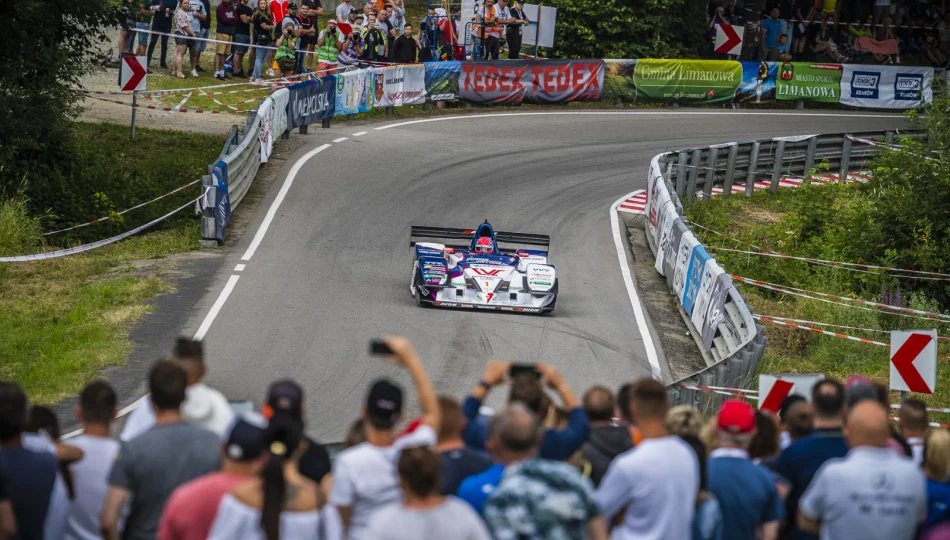 Podwójny rekord Christiana Merlego. Nowy rekord trasy: prędkość średnia 180 km/h, a maksymalna 260 km/h - zdjęcie 1