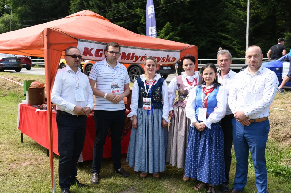 Podsumowanie 12.Wyścigu Górskiego Limanowa – Przełęcz pod Ostrą - zdjęcie 20