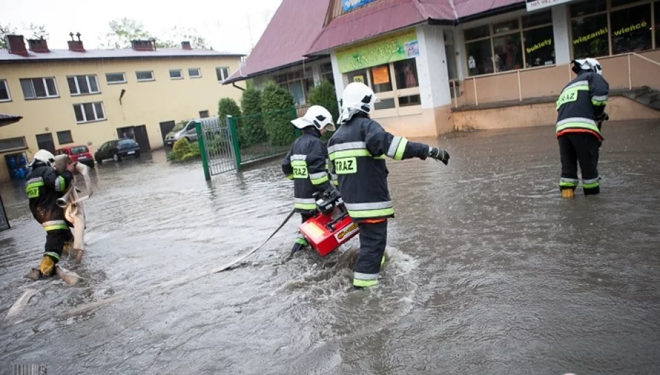 Gwałtowne burze i podtopione budynki - zdjęcie 1