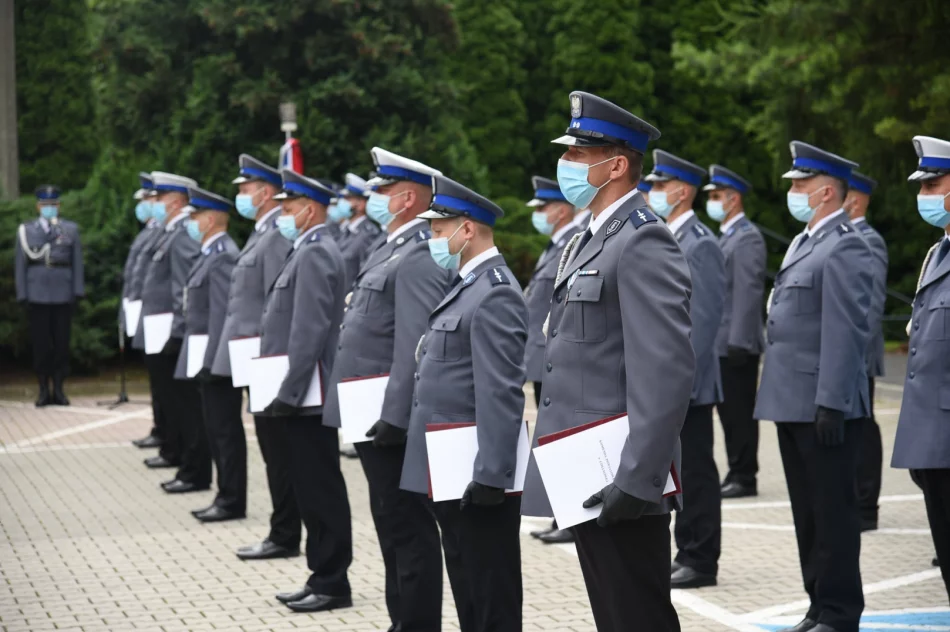 47 limanowskich funkcjonariuszy awansowało podczas obchodów święta policji - zdjęcie 8