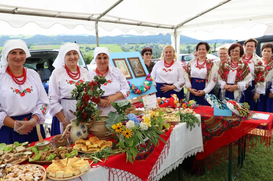 Gminne ŚWIĘTO FOLKLORU za nami - zdjęcie 4