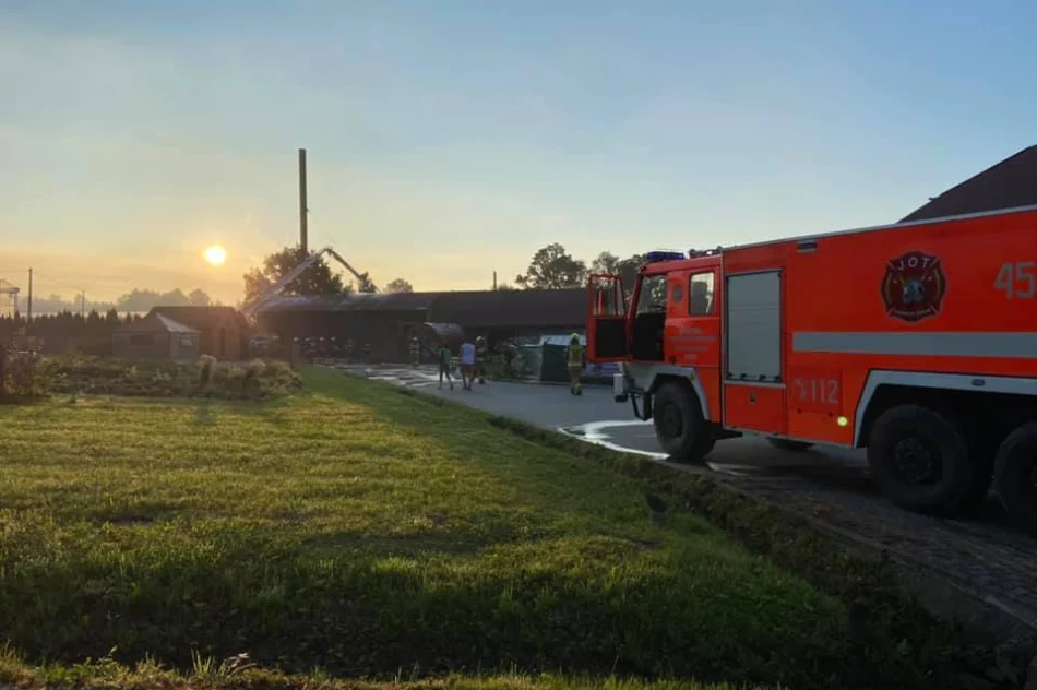 Zapaliła się kotłownia, pożar ugasili strażacy - zdjęcie 2