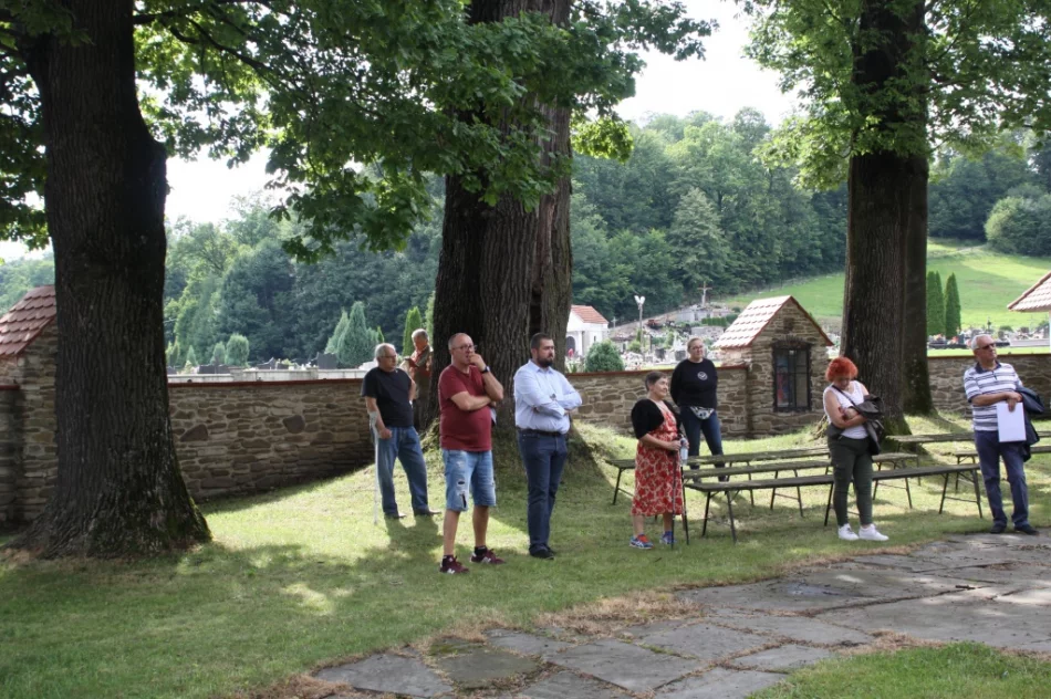 Spacer odsłonił historię miejscowości - zdjęcie 6