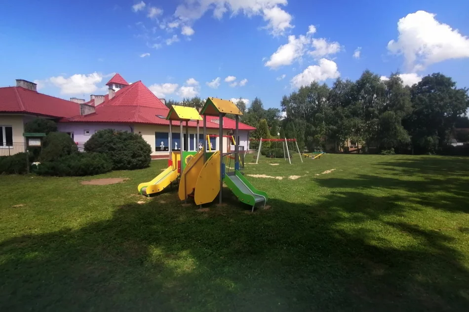 Zakończono budowę placów zabaw - zdjęcie 2