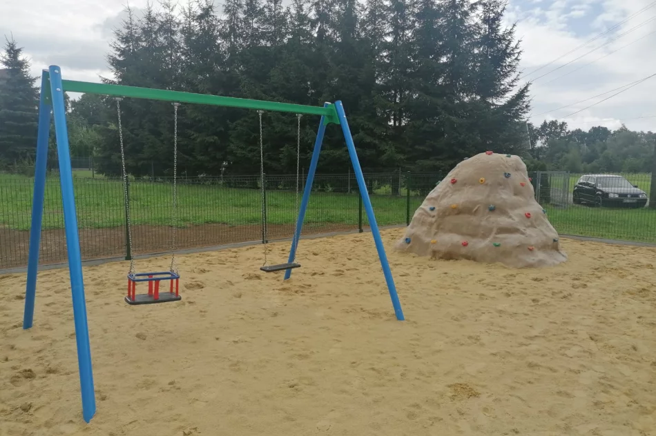 Zakończono budowę placów zabaw - zdjęcie 6