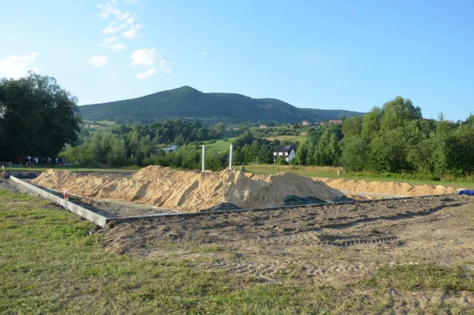 Powstaje nowe boisko do siatkówki plażowej - zdjęcie 3
