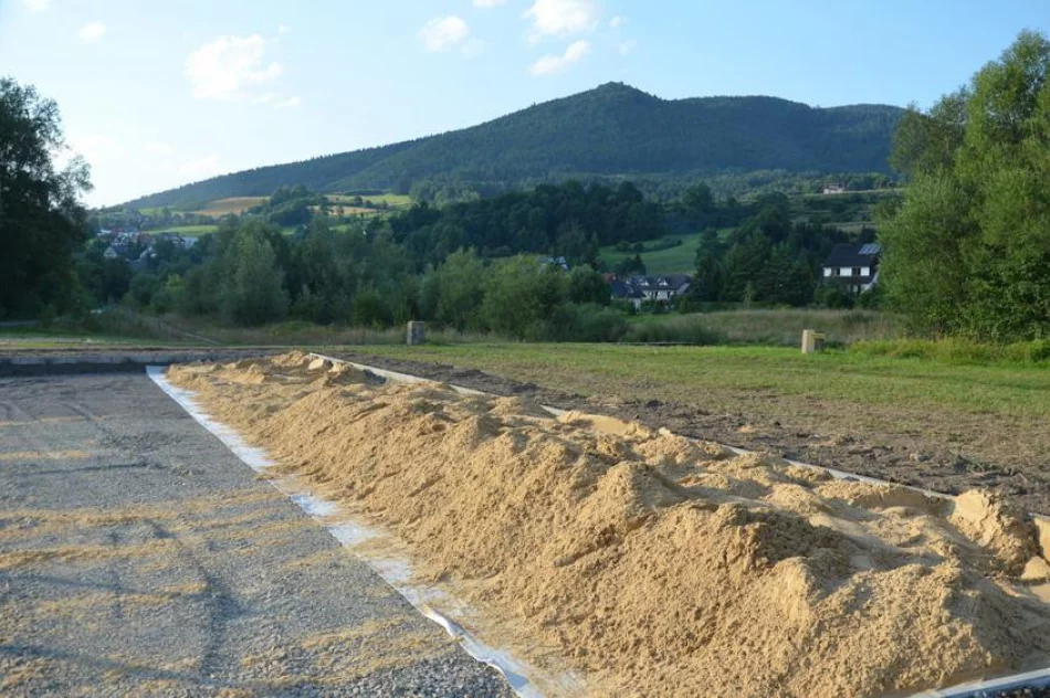 Powstaje nowe boisko do siatkówki plażowej - zdjęcie 4