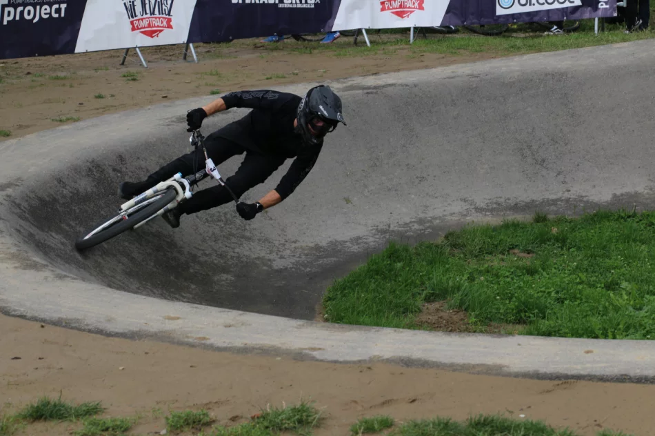 „Nie Pompujesz – Nie Jedziesz” – ogólnopolskie zawody na pamptracku w Limanowej za nami! - zdjęcie 13