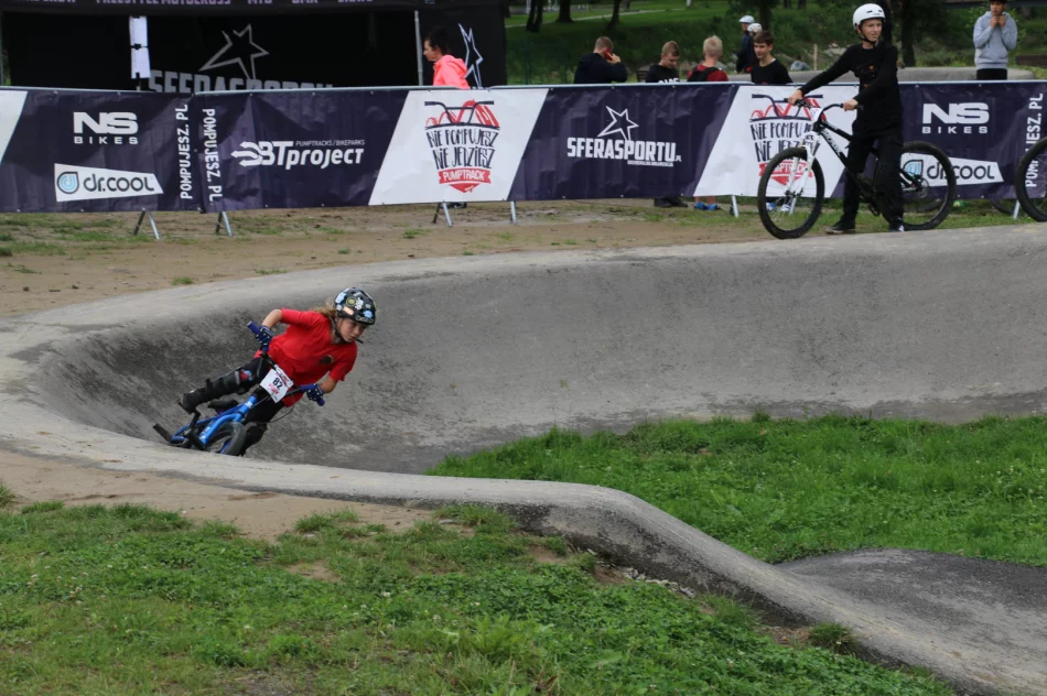 „Nie Pompujesz – Nie Jedziesz” – ogólnopolskie zawody na pamptracku w Limanowej za nami! - zdjęcie 17