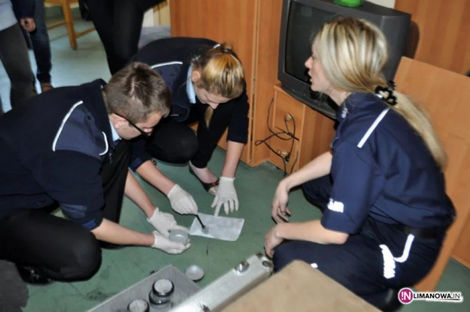 Zajęcia w szkole policji - zdjęcie 3