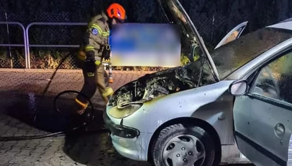 Zapalił się samochód osobowy - zdjęcie 1