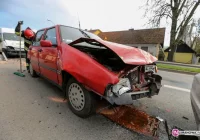 Zderzenie trzech samochodów - zdjęcie główne