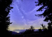 W piątek przywitamy astronomiczną wiosnę. Co zobaczymy na niebie? - zdjęcie główne