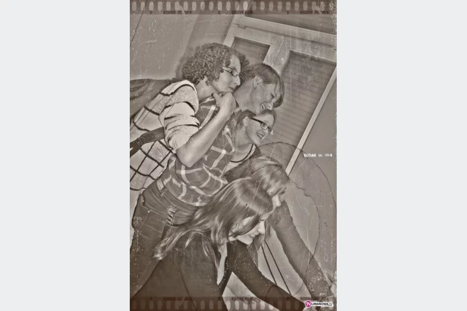 Humaniści z I LO 'dotknęli teatru' - zdjęcie 2