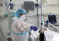 Nowe dane MZ w Polsce. Trzecia dawka szczepionki w Polsce? Trwa dyskusja wśród naukowców - zdjęcie główne