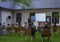 „Mężczyzna zmiennym był”- wakacyjne spotkanie z cyklu „W Ogrodach Klio” w Muzeum Regionalnym Ziemi Limanowskiej - zdjęcie główne