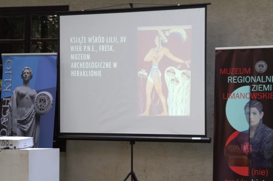 „Mężczyzna zmiennym był”- wakacyjne spotkanie z cyklu „W Ogrodach Klio” w Muzeum Regionalnym Ziemi Limanowskiej - zdjęcie 8