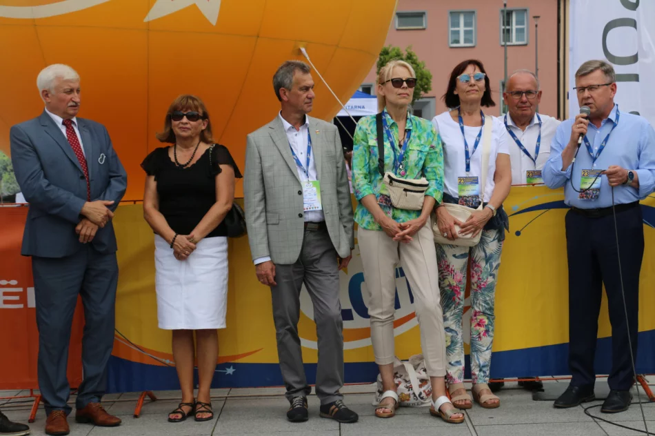 Kolarskie emocje za nami – odbył się 23. Międzynarodowy Wyścig Kolarski „Memoriał Henryka Łasaka” - zdjęcie 7