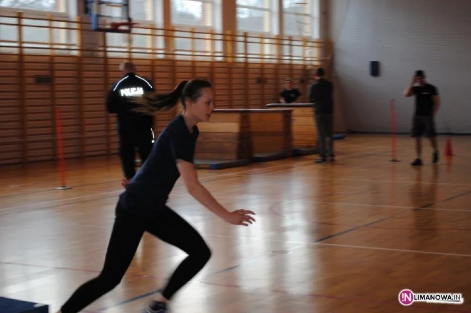 Policyjny test sprawności fizycznej - zdjęcie 3