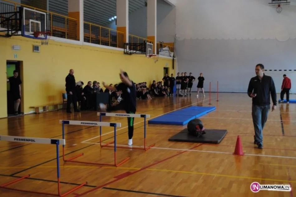 Policyjny test sprawności fizycznej - zdjęcie 4