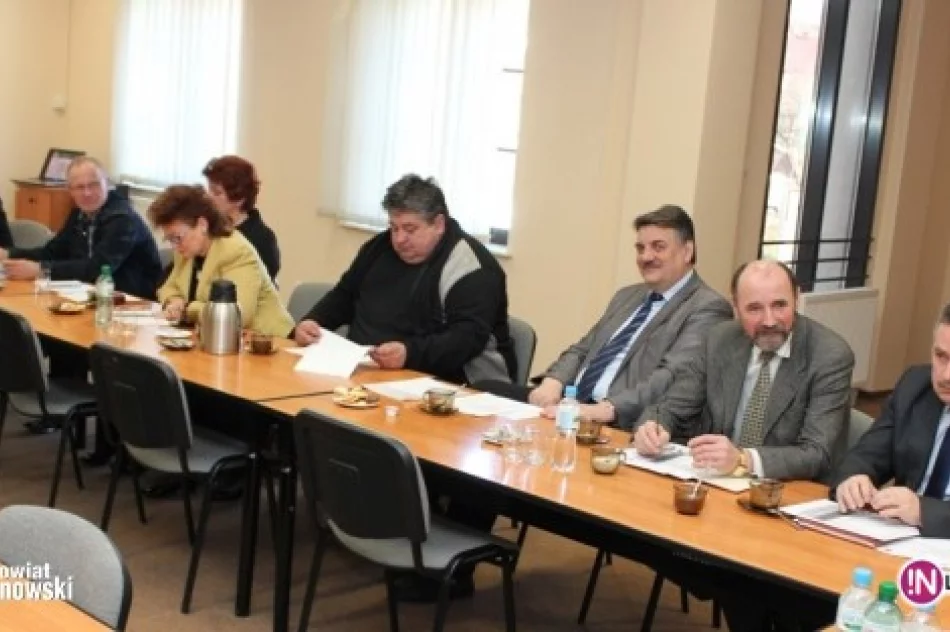 Posiedzenie Powiatowej Rady Zatrudnienia - zdjęcie 3