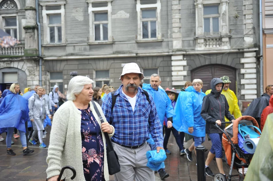Ruszyła 39. pielgrzymka - w tym roku znów w formie sztafety - zdjęcie 18
