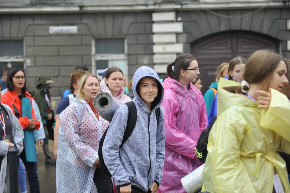 Ruszyła 39. pielgrzymka - w tym roku znów w formie sztafety - zdjęcie 19