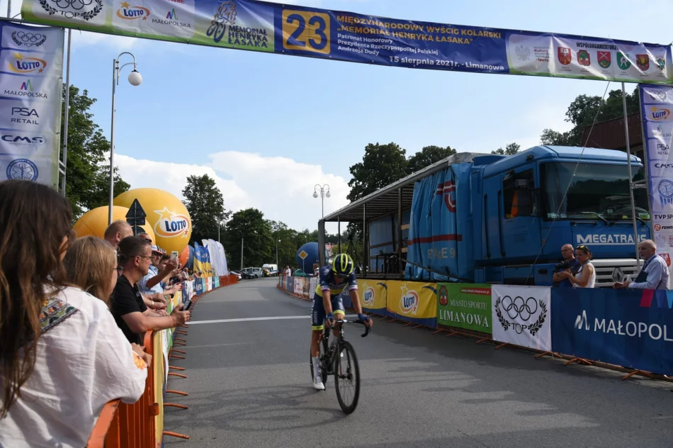 Kolarskie zmagania podczas 23. edycji Memoriału Henryka Łasaka - zdjęcie 6