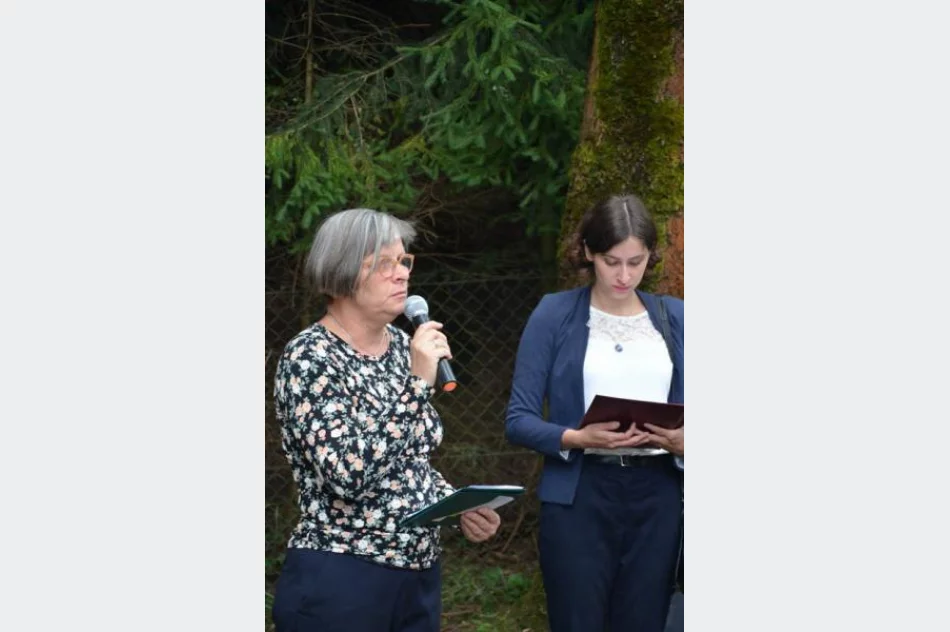 Znicze płoną, pamięć zostaje… - zdjęcie 5