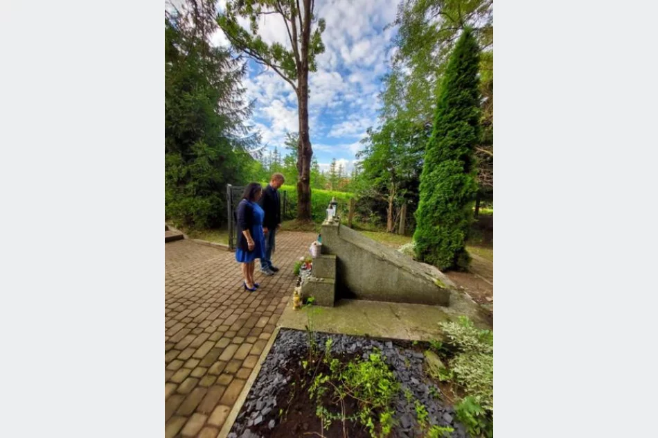 Znicze płoną, pamięć zostaje… - zdjęcie 6