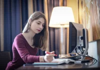 Pozycja siedząca sprzyja udarowi - zdjęcie główne