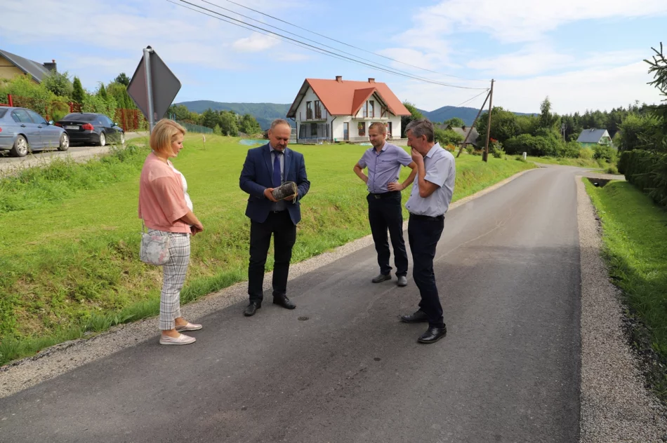 Wyremontowana droga Siekierczyna - Raszówki – Jabłoniec oddana do użytku - zdjęcie 16