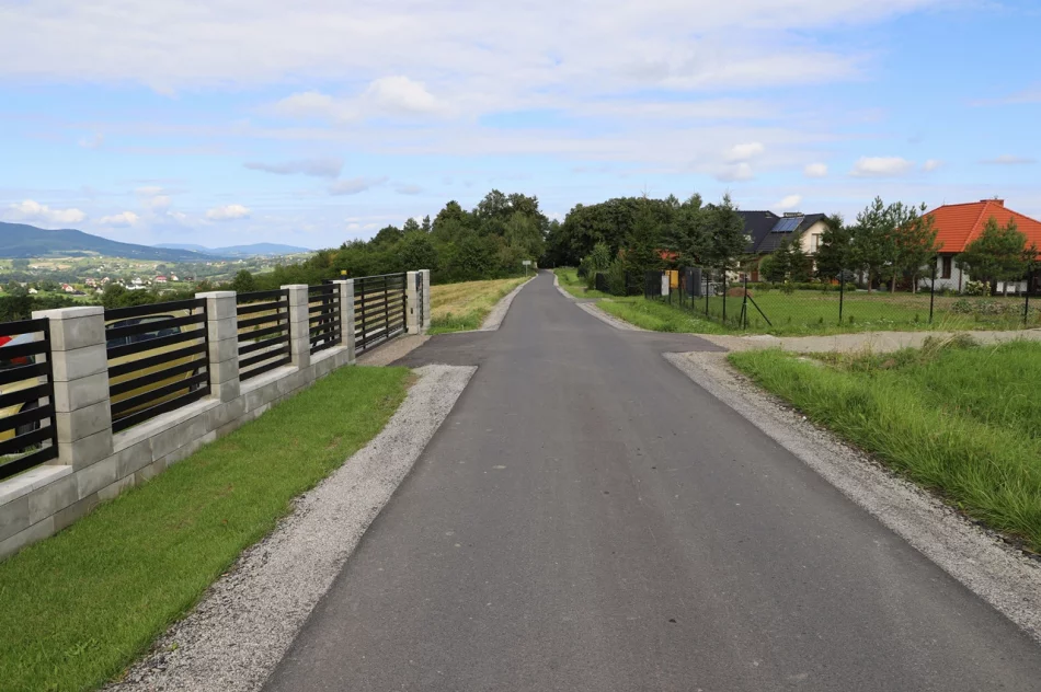 Ponad 3 km drogi wyremontowano za 1 mln zł - zdjęcie 3