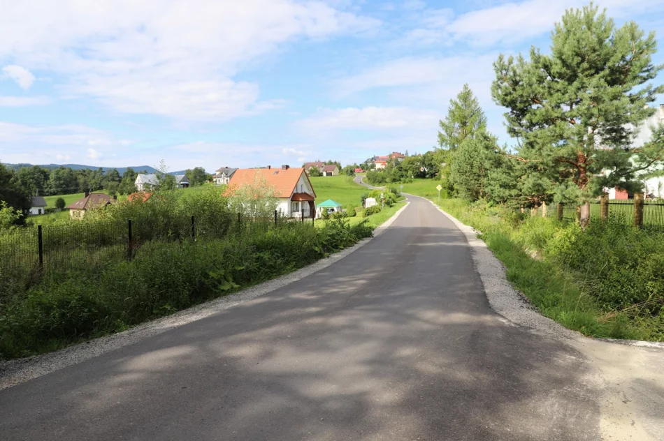 Ponad 3 km drogi wyremontowano za 1 mln zł - zdjęcie 10