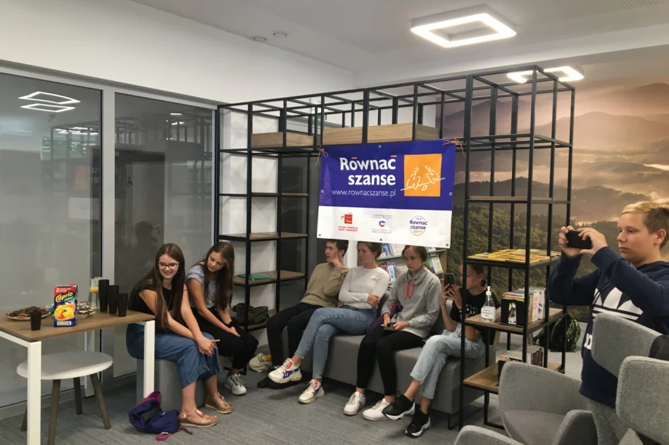 Miejska Biblioteka Publiczna podsumowała działania w ramach Programu „Równać Szanse” - zdjęcie 4