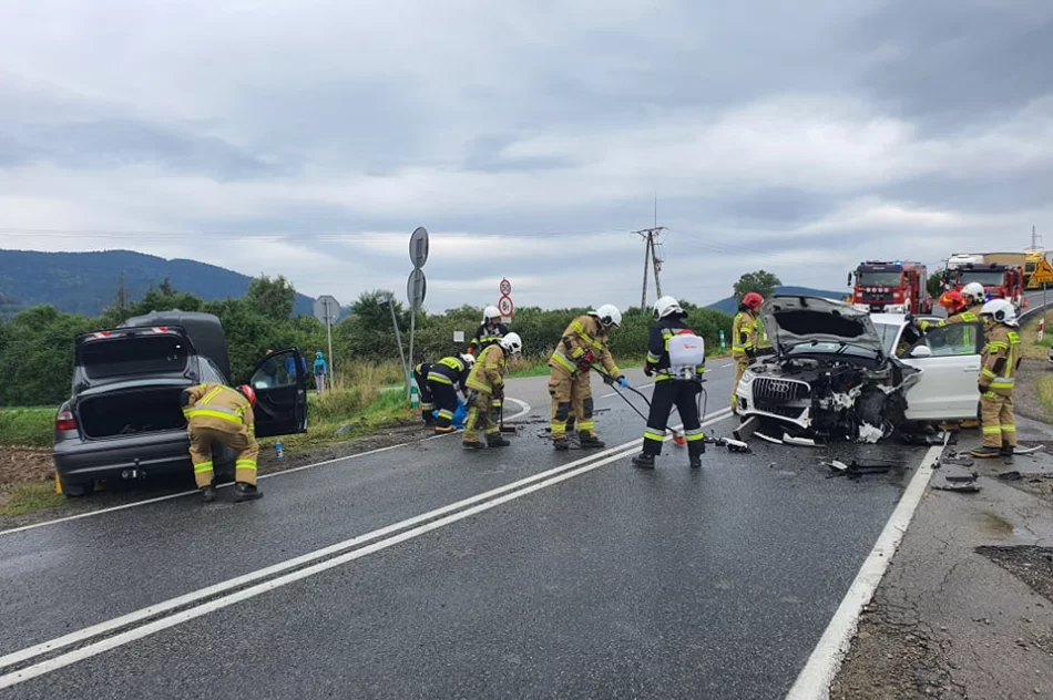 Zderzenie samochodów na krajówce - droga odblokowana - zdjęcie 3