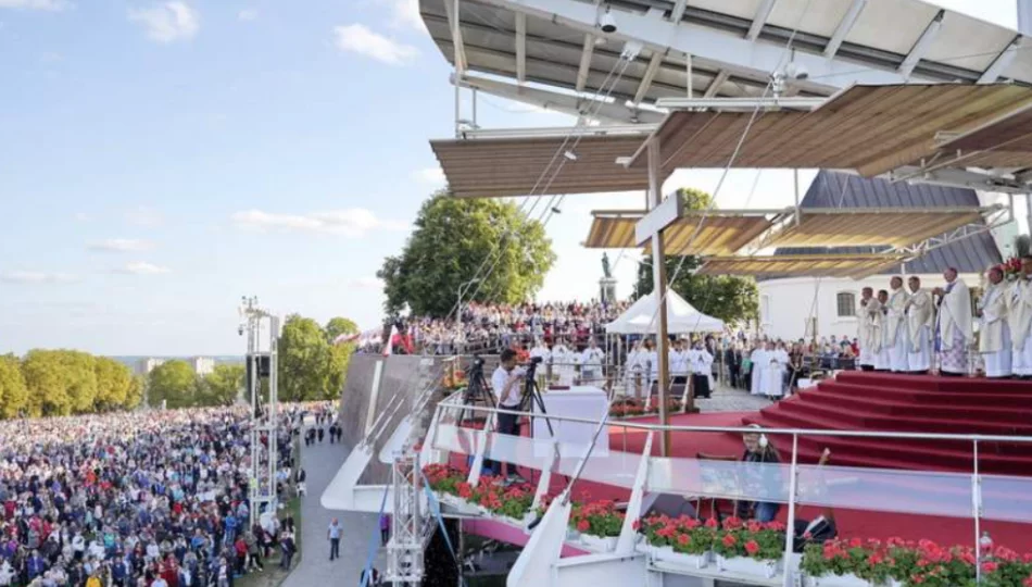 Ponad 8 tysięcy pielgrzymów w sztafetowych rekolekcjach - zdjęcie 1