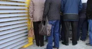 Tłumy i korki na otwarciu marketu - zdjęcie 3