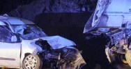 Samochód zjechał na pobocze i uderzył w naczepę. 50-latek zmarł, 23-latek walczy o życie - zdjęcie 4