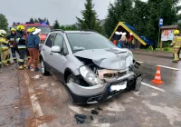 Zderzenie 3 aut na drodze wojewódzkiej - zdjęcie główne