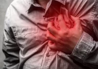 Szczepienia na COVID-19 powodują wzrost ryzyka zawału serca? - zdjęcie główne