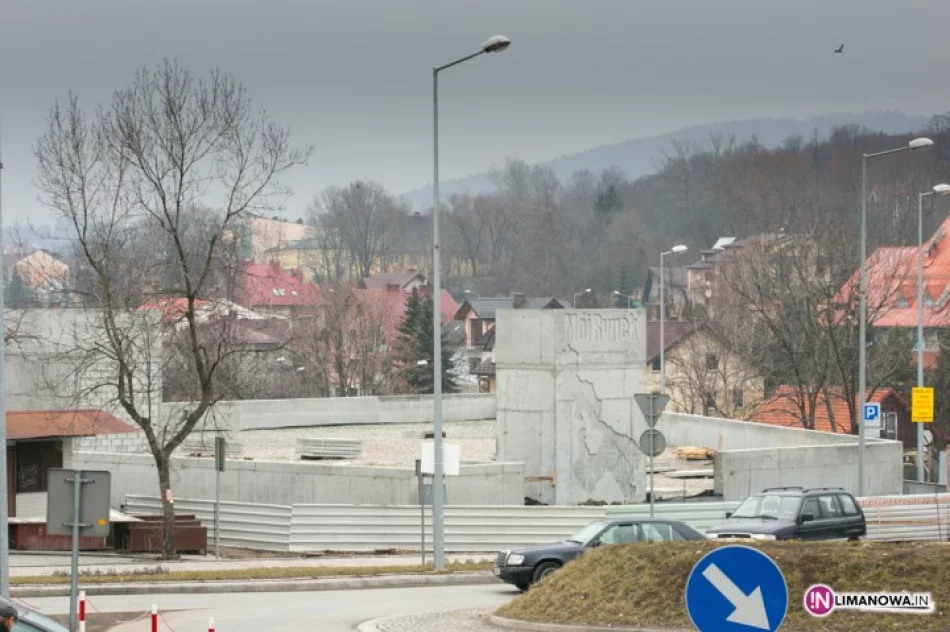 Wykonawca obarcza winą Miasto i pracuje - zdjęcie 2