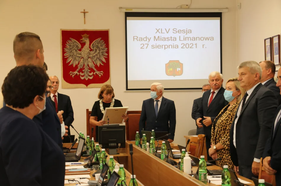 Gratulacje dla radnego za państwowe odznaczenie - zdjęcie 3