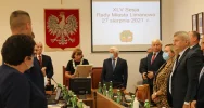 Gratulacje dla radnego za państwowe odznaczenie - zdjęcie 3