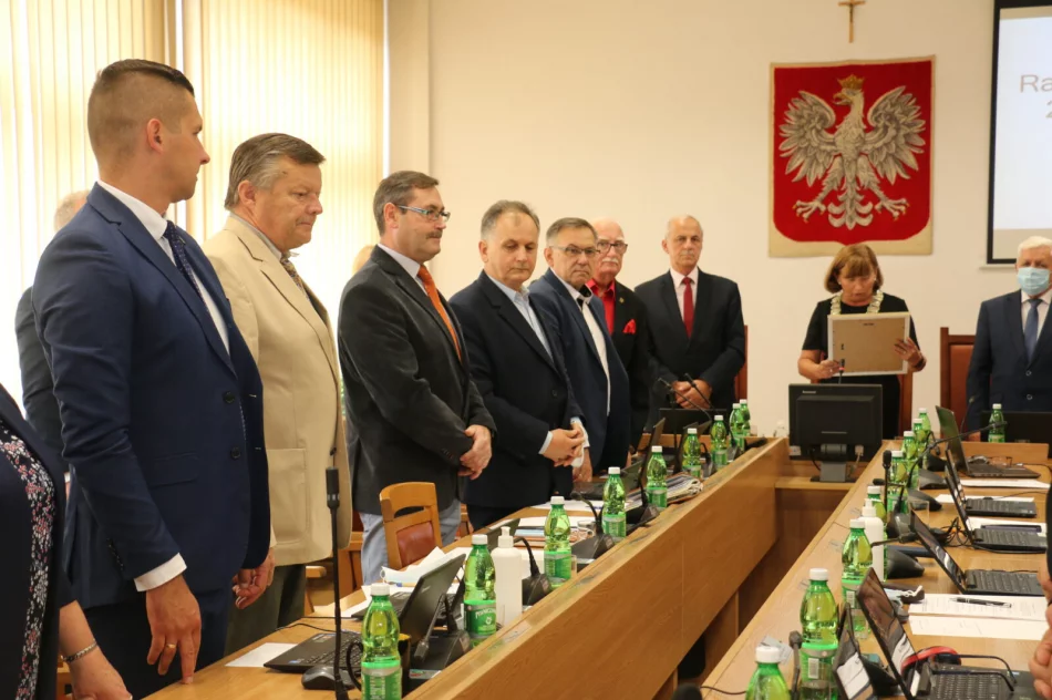 Gratulacje dla radnego za państwowe odznaczenie - zdjęcie 4