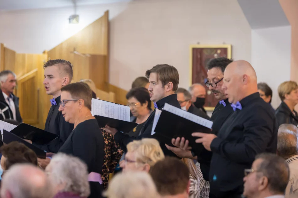 W hołdzie Matce Pocieszenia - LimaNovum na Pasierbcu - zdjęcie 4