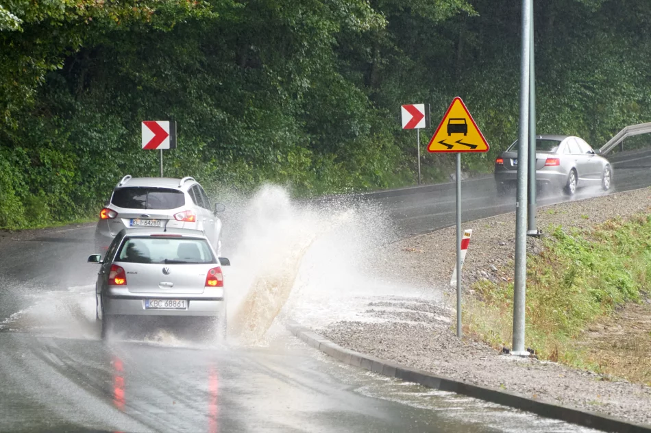 Nowe dane ze stacji meteo. Prognoza pogody na środę - wieczorem przestanie padać - zdjęcie 16