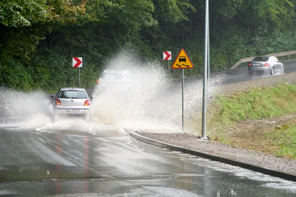 Nowe dane ze stacji meteo. Prognoza pogody na środę - wieczorem przestanie padać - zdjęcie 17
